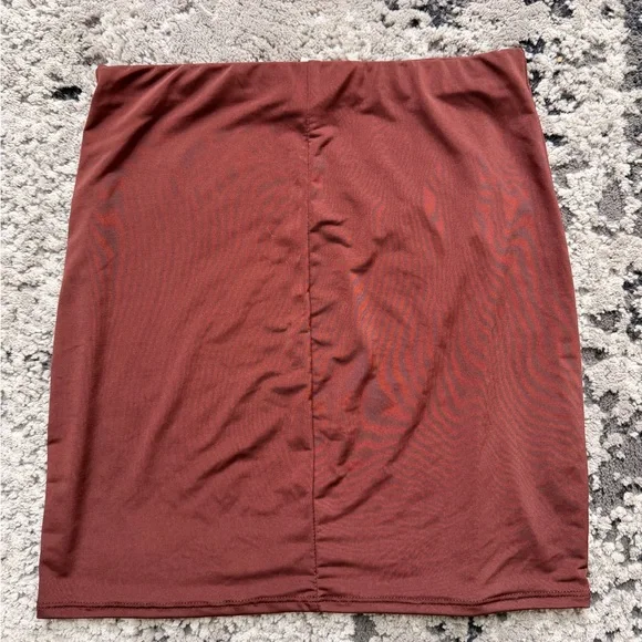 Windsor Burgundy Bodycon Mini Skirt Size Medium Stretch Tube Skirt - Picture 2 of 4
